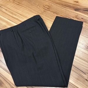 Men’s Zanella dress slacks
Charcoal gray